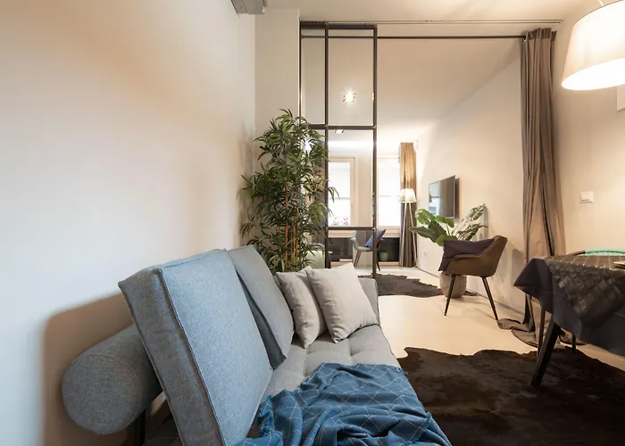 Officine Cavour Hotel *