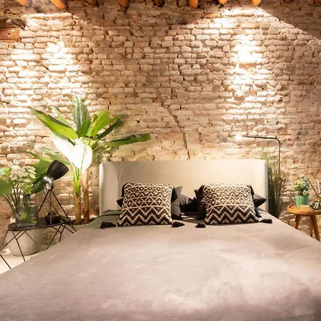 Officine Cavour Hotel