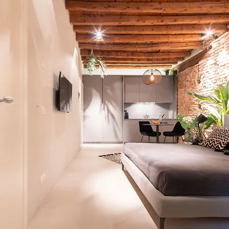 Officine Cavour Hotel *